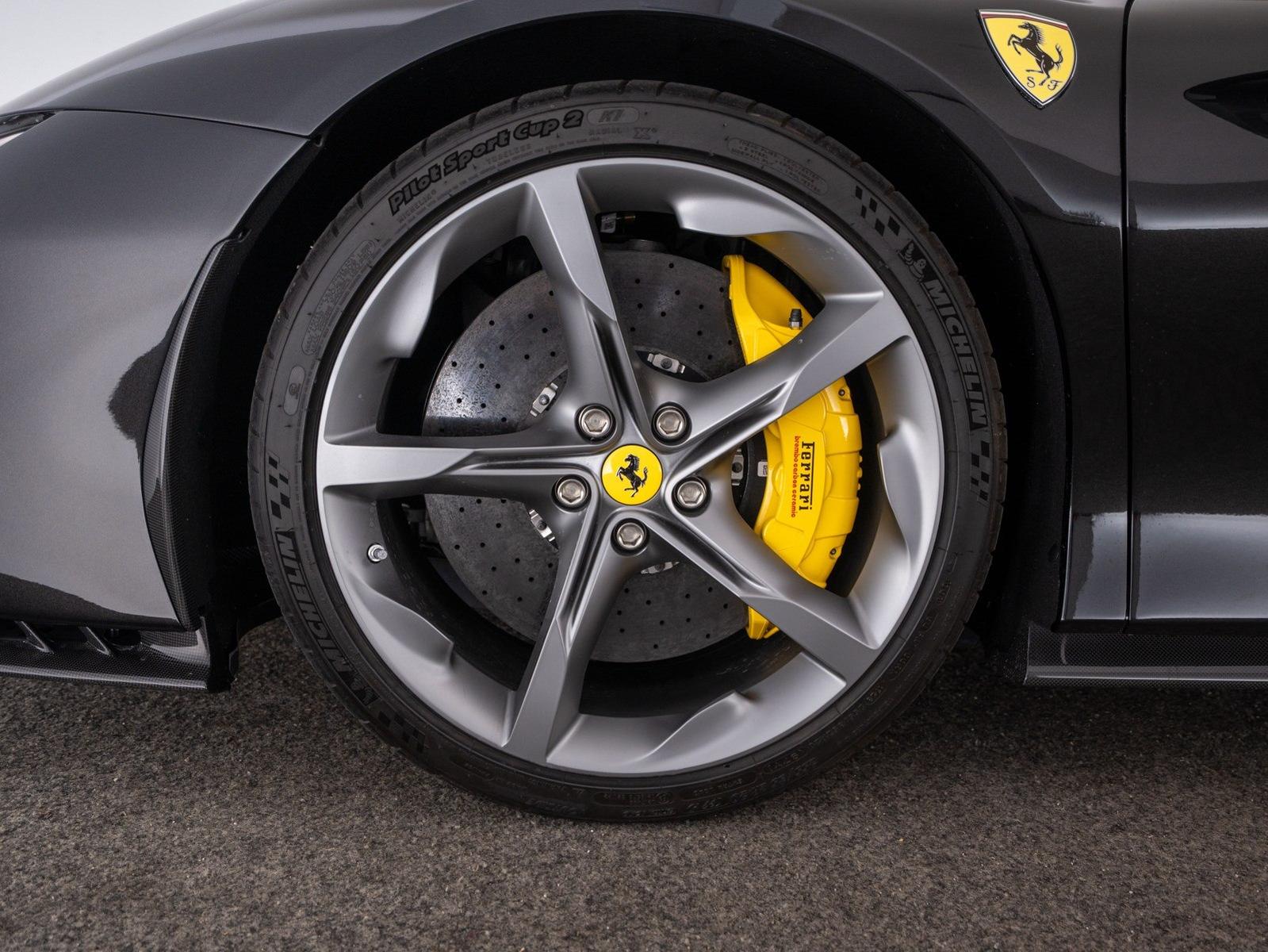Ferrari SF90 Stradale