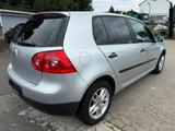 Volkswagen Golf V Lim. *KLIIMA*TÜV NEU*5 Türig* - Volkswagen Golf aus 2004: Golf5