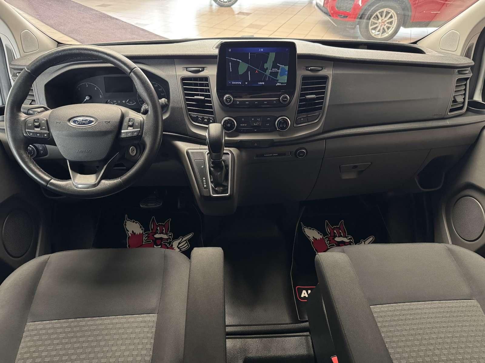 Fahrzeugabbildung Ford Transit Custom Autom. /StandHz/Markise/Navi/A...