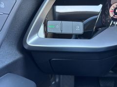 Fahrzeugabbildung Audi A3 35TFSI S line S-tronic VIRTUAL LED NAVI 1.HD