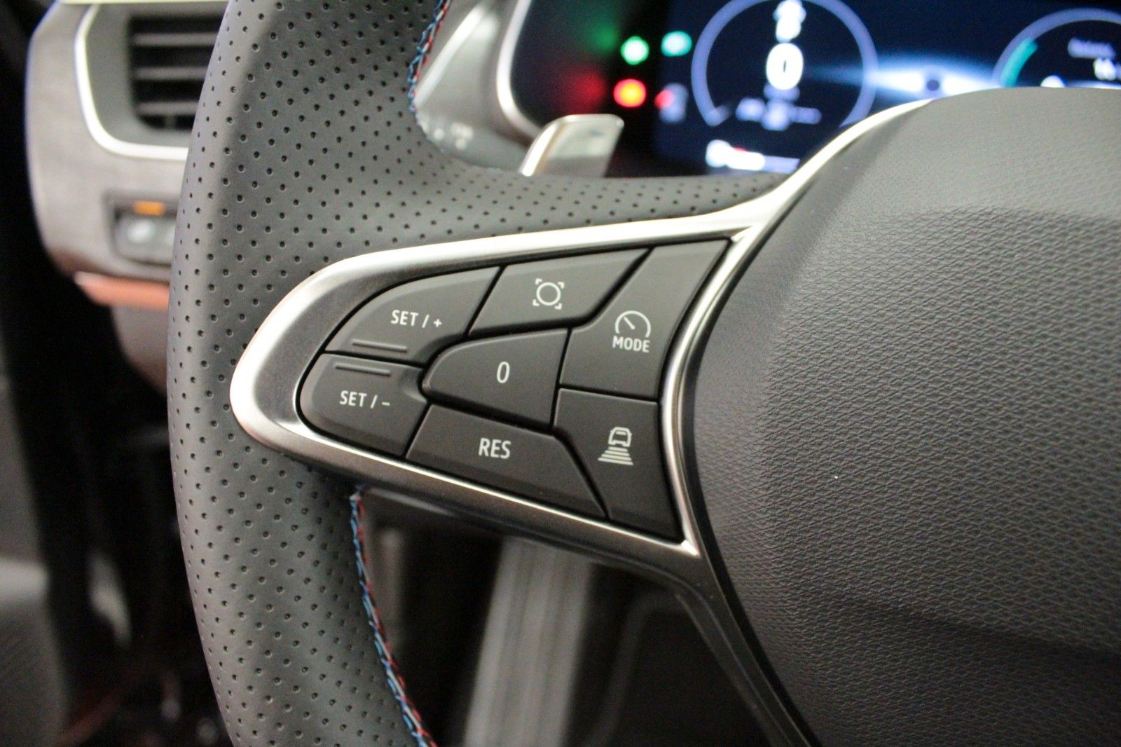 Fahrzeugabbildung Renault Arkana Mild Hybrid 160 EDC Esprit Alpine*15052*