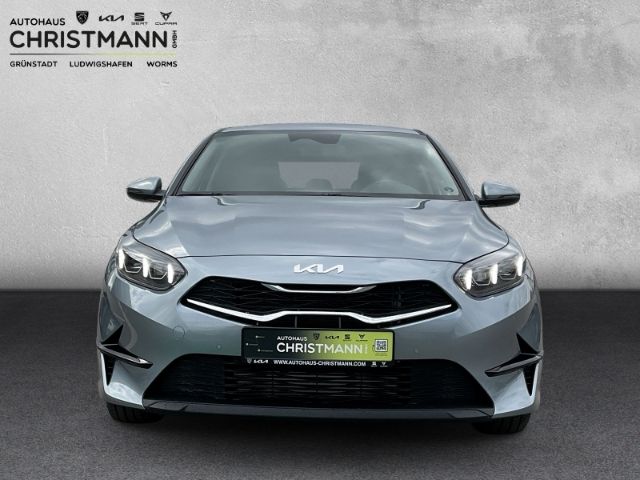 Fahrzeugabbildung Kia Ceed ULTIMATE EDITION 1.0 T-GDI  *STYLE-PAKET*