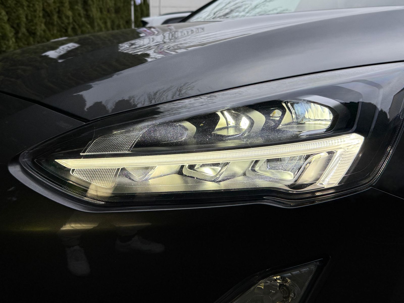 Fahrzeugabbildung Ford Focus 1.5 TDCi Aut. Cool&Connect LED+NAV+AHK+KAM