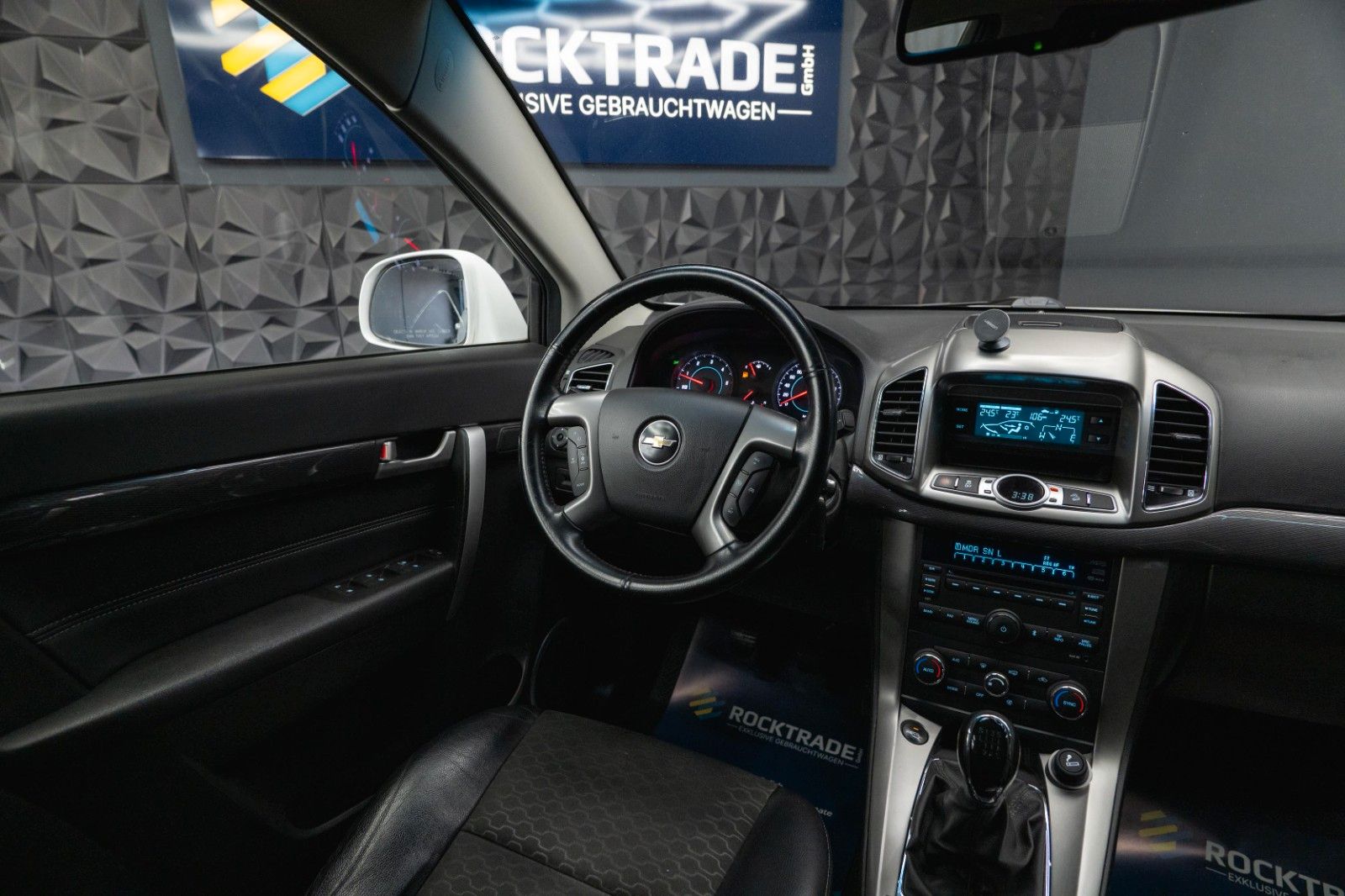 Fahrzeugabbildung Chevrolet Captiva 2.2 D LT+ 2WD Sport | 7 Sitze | 19 Zoll