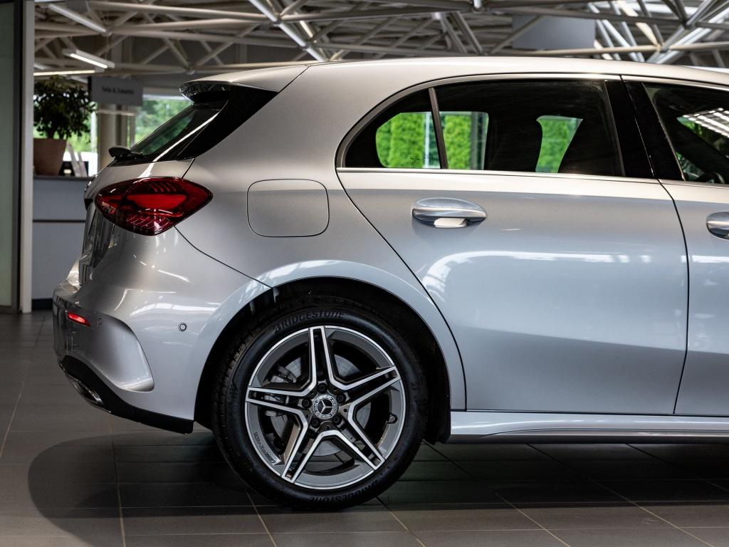 Mercedes-Benz A 250 e , AMG KAMERA SPUR STANDH PDC SHZ