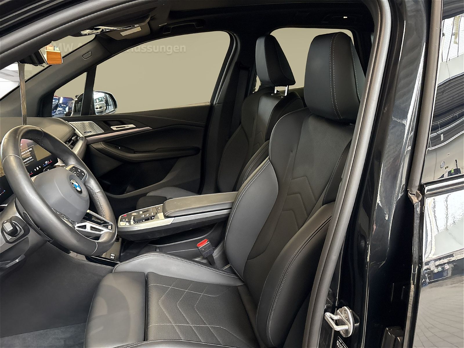 BMW 223 Active Tourer - Bild 11