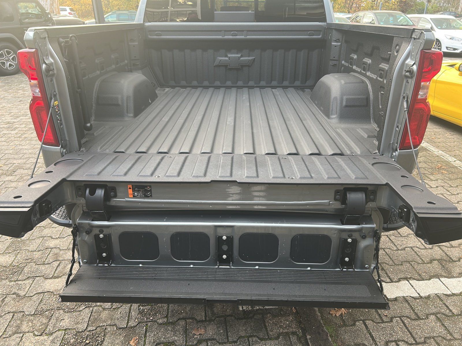 Fahrzeugabbildung Chevrolet Silverado High Country Duramax/AHK 3500 KG/SHD