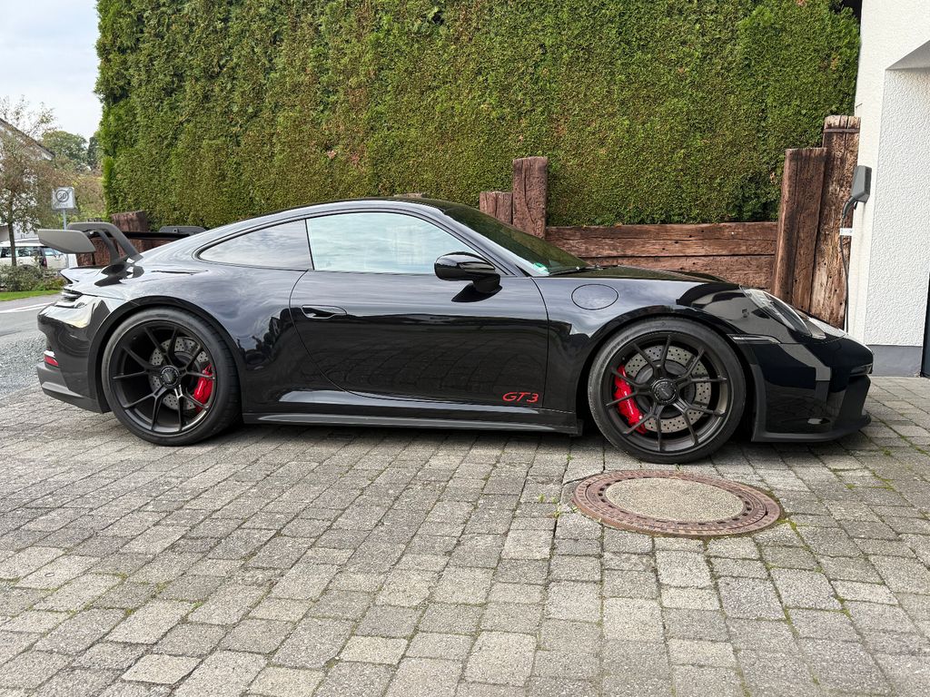 Image of Porsche 992