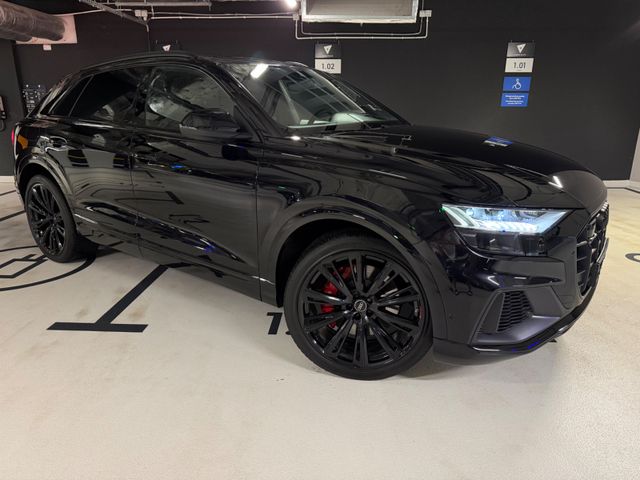 AUDI SQ8 TDI quattro tiptronic -