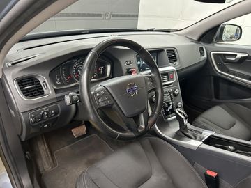 Volvo V60 - 8