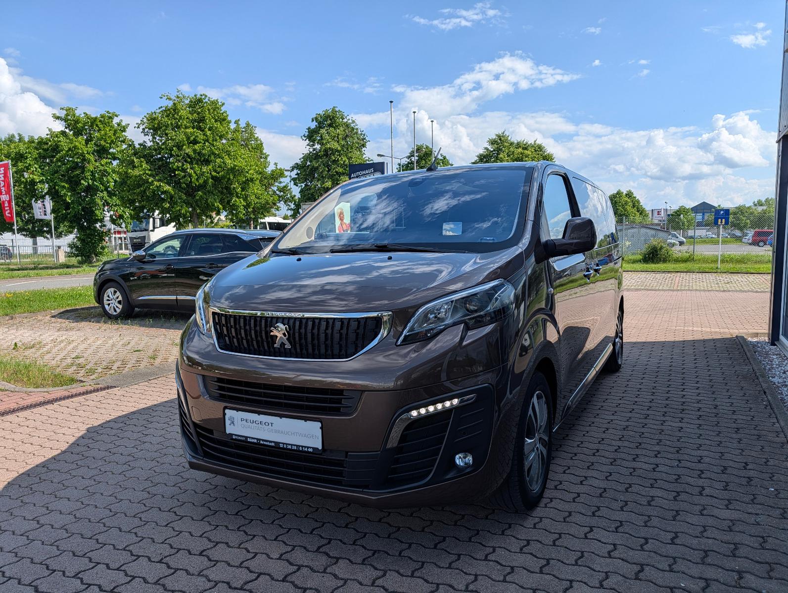 Peugeot Traveller Allure L2
