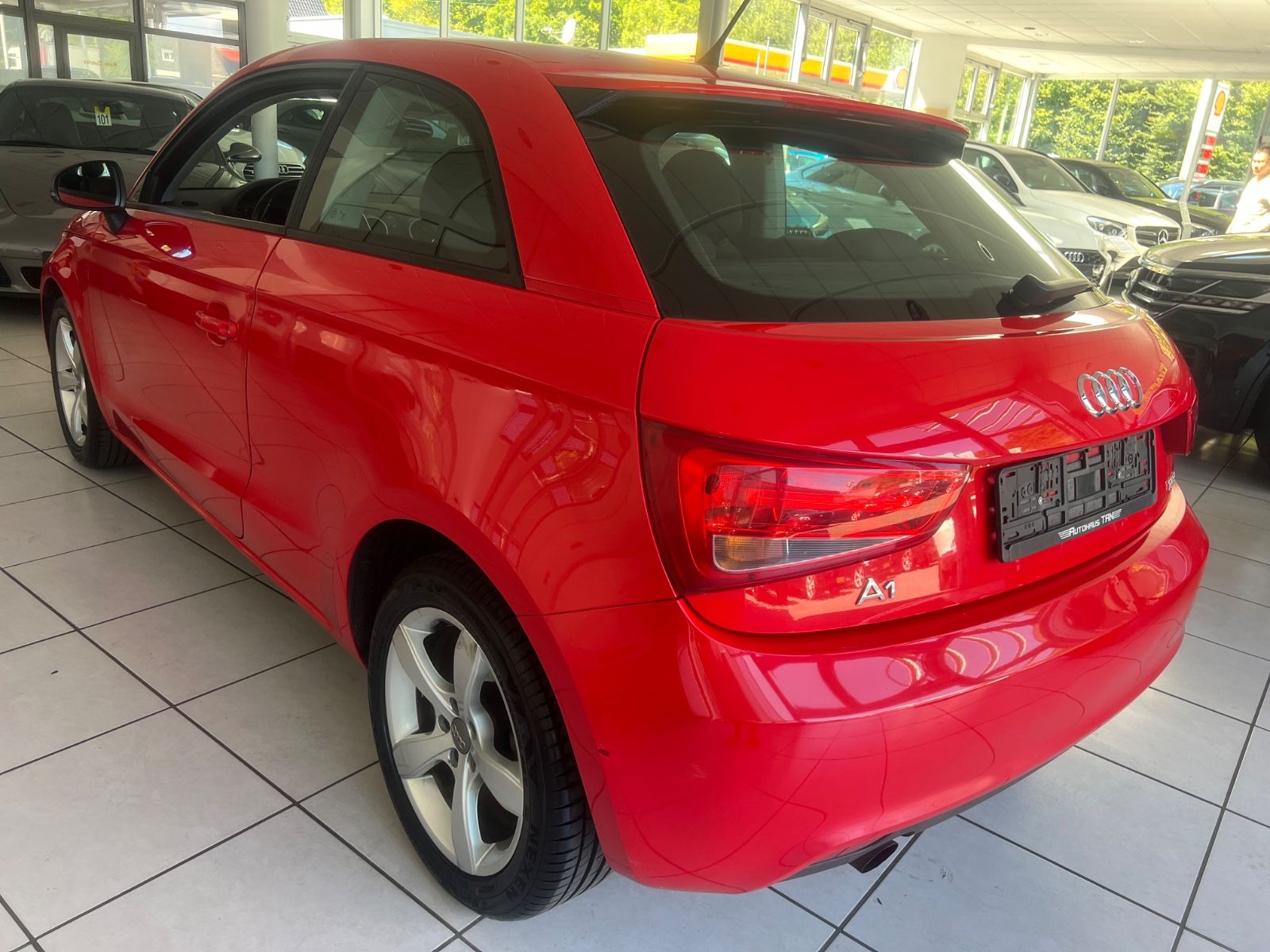 Fahrzeugabbildung Audi A1 attraction * Sitzheizung *