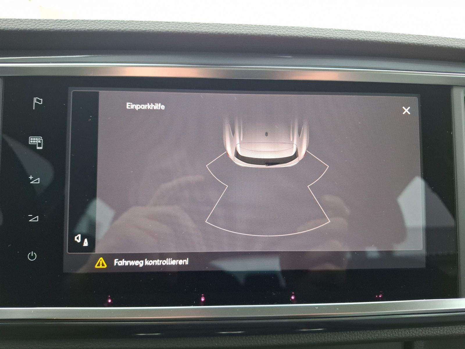 Fahrzeugabbildung SEAT Ateca TSI Style LED AHK Navi GRA PDC SH LM