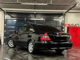 Mercedes-Benz E 350 E Limousine E 350 - Mercedes-Benz E 350 mit Benzin-Antrieb: Limousine