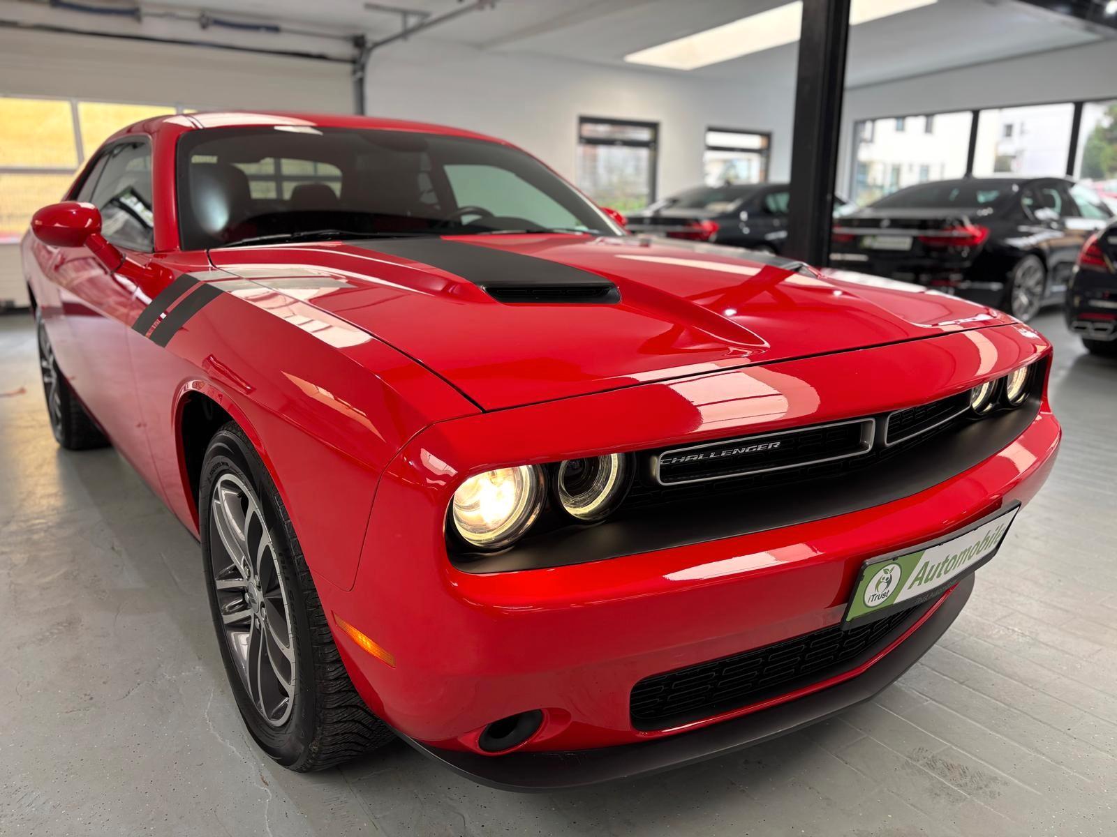 Dodge Challenger 3.6 SXT PDC LPG NAVI