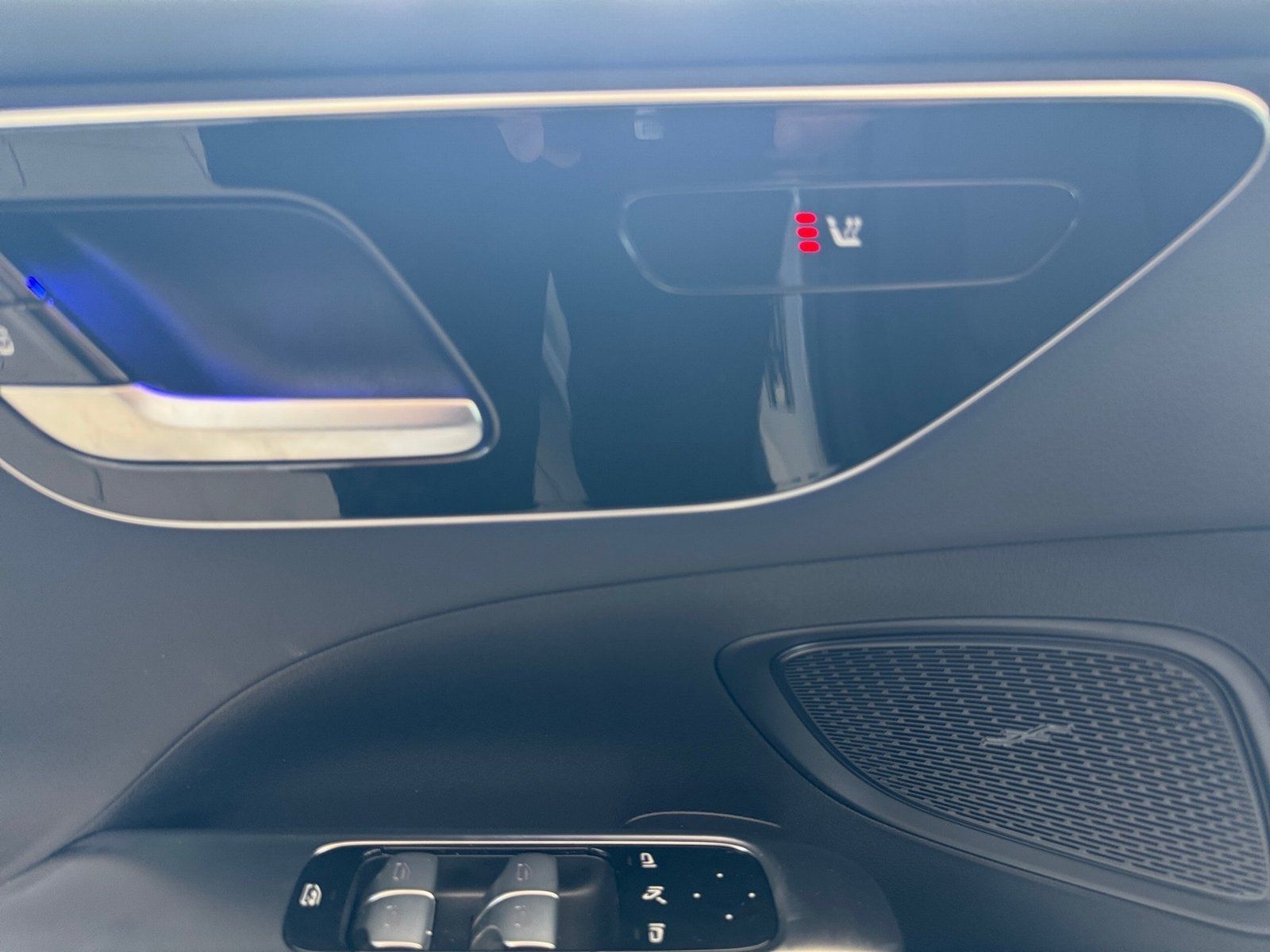 Fahrzeugabbildung Mercedes-Benz C 180 T Avantgarde*Kamera*LED*Easy-Pack*CarPlay*