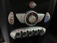Fahrzeugabbildung MINI One 1.6 D / Klimaanlage Servolenkung ZV