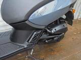 Peugeot Kisbee 50  4T Streetzone Mofa 25-45 Km/h - ROLLER 25 KM