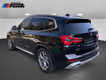 BMW X3 xDrive30e Head-Up HiFi DAB WLAN Pano.Dach