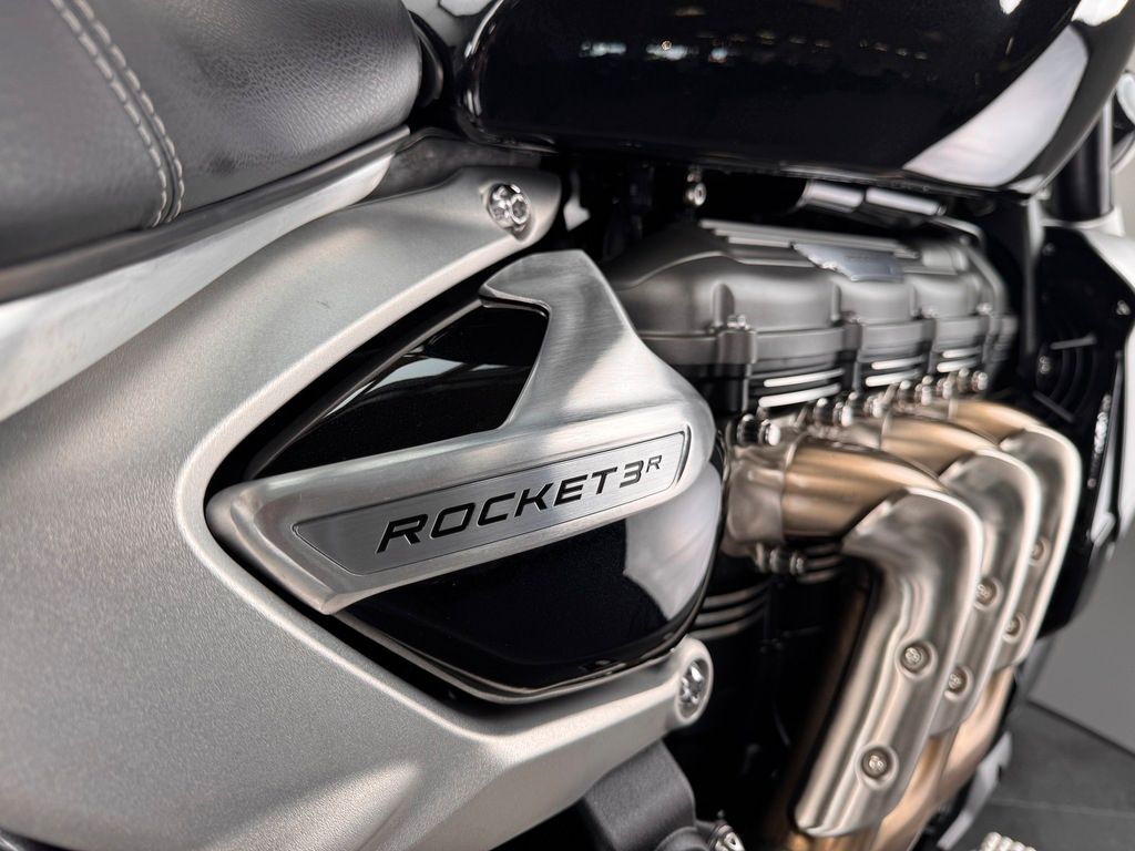 Fahrzeugabbildung Triumph ROCKET 3 R *TOP-ZUSTAND *REIFEN NEU *SERVICE NEU