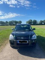 Hyundai TUCSON 2.0 GLS 2WD GLS - gebrauchte Hyundai TUCSON aus dem Jahr 2007