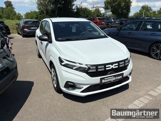 Fahrzeugabbildung Dacia Sandero Essential TCe 90 PDC/LED/Tempomat/GJR