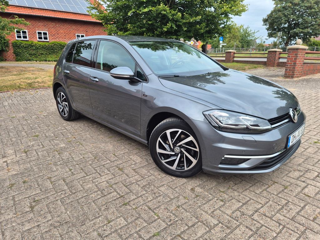 Image of Volkswagen Golf