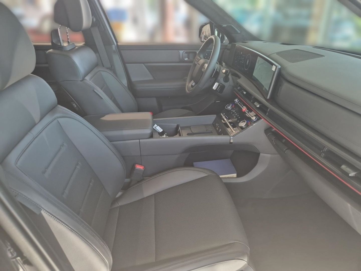Fahrzeugabbildung Hyundai SANTA FE HEV 1.6 T-GDI Blackline Glas-Schiebedac