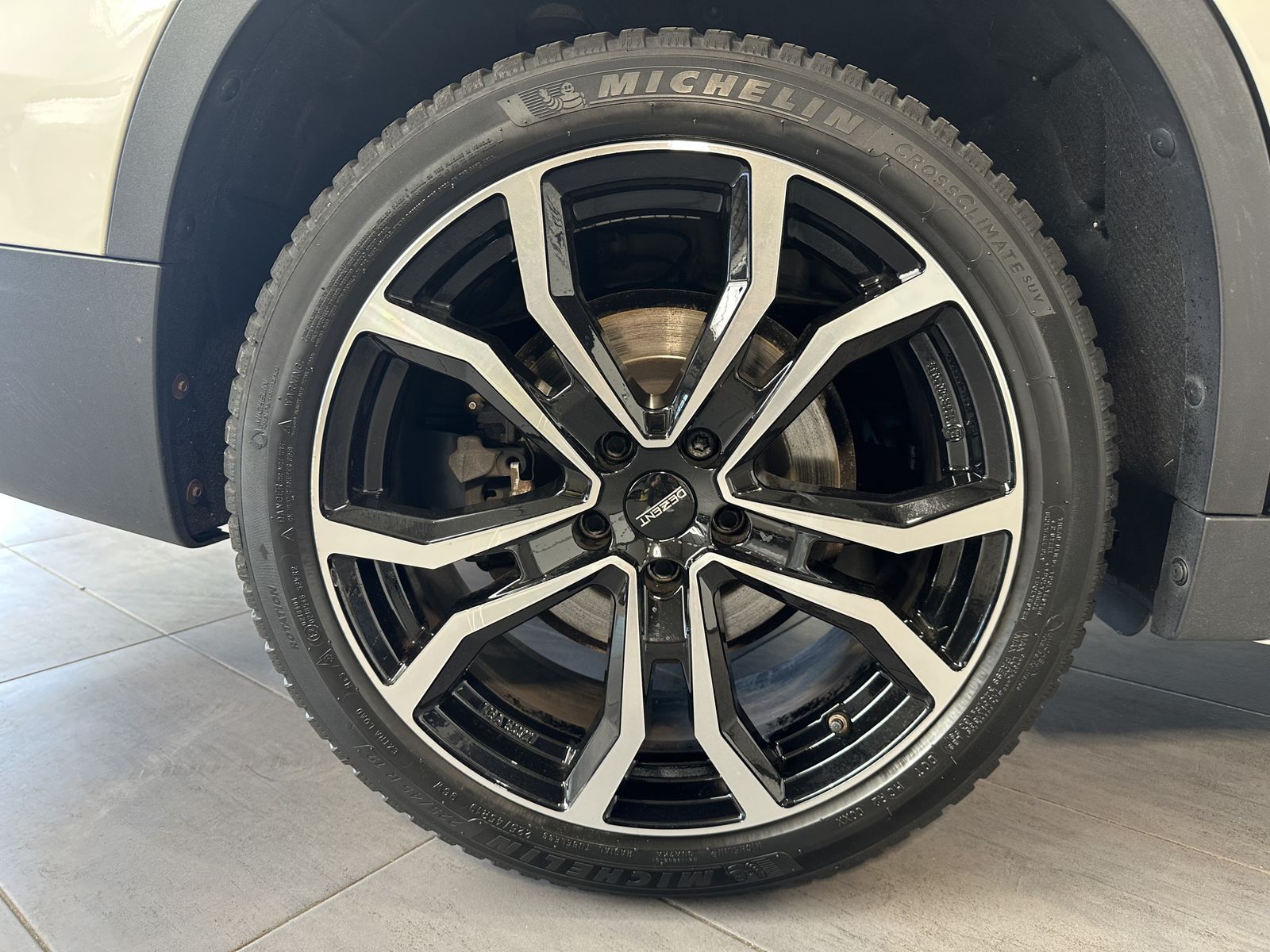Fahrzeugabbildung BMW X1 xDrive20d Sport-Line LED+SHZ+AHK+DAB+DA+19ZO