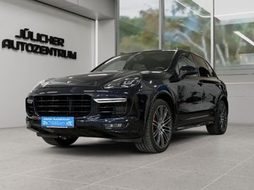 Porsche Cayenne - 4