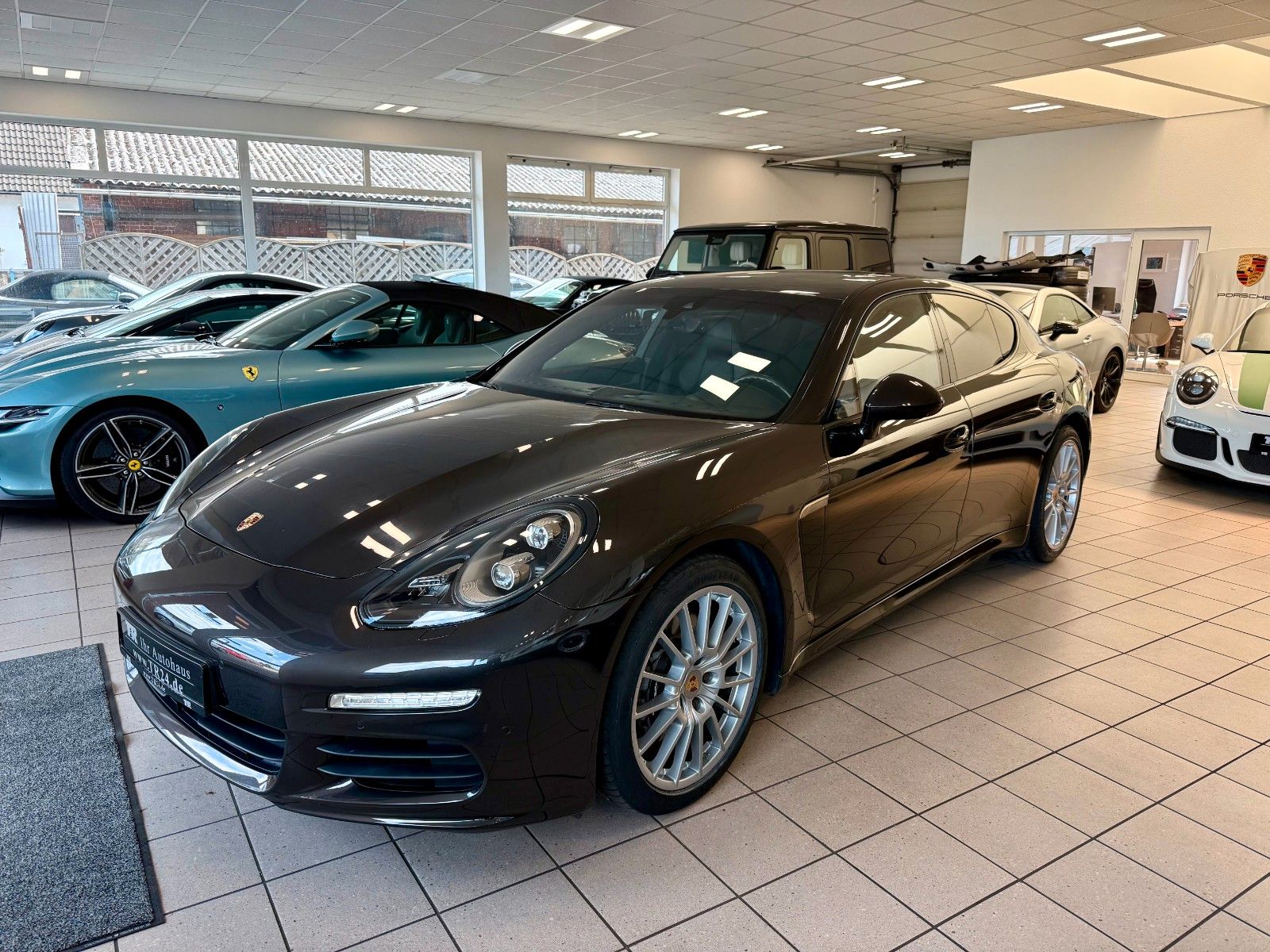 Fahrzeugabbildung Porsche Panamera Diesel AHK/ACC/Glasdach/BOSE/LED