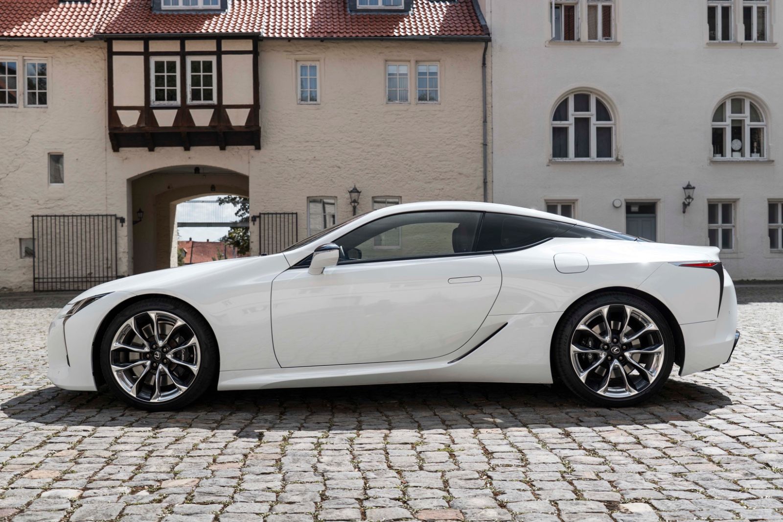 Fahrzeugabbildung Lexus LC 500 COUPE HUD ML LED KAM ACC TOTW ALC