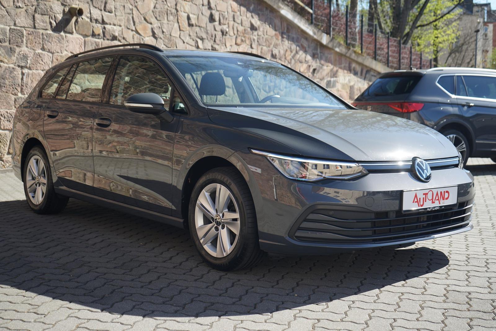 Volkswagen Golf VIII Life 1.0 eTSI DSG LED Navi ACC Kamera, миниатюра 8