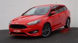 Ford Focus Turnier 1.0 EB ST Line PDC Tempomat USB - Ford Focus: Rot