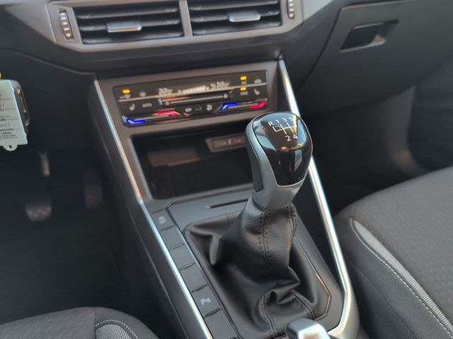 Polo 1.0 TSI Life LED+NAVI+KAMERA+ACC+SIHZ+KLIMA