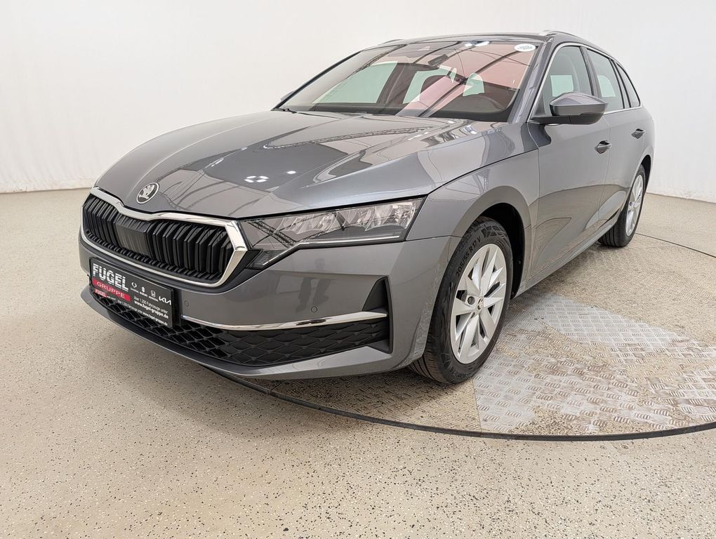 Skoda Octavia — fotografia 2