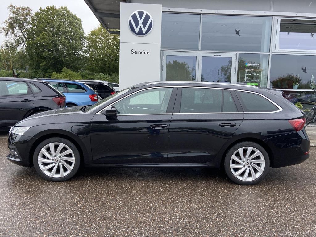 Skoda Octavia — fotografia 2