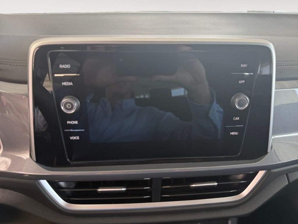 Fahrzeugabbildung Volkswagen T-Roc 1.5TSI DSG Style AHZV 5 Jahre NW Garantie