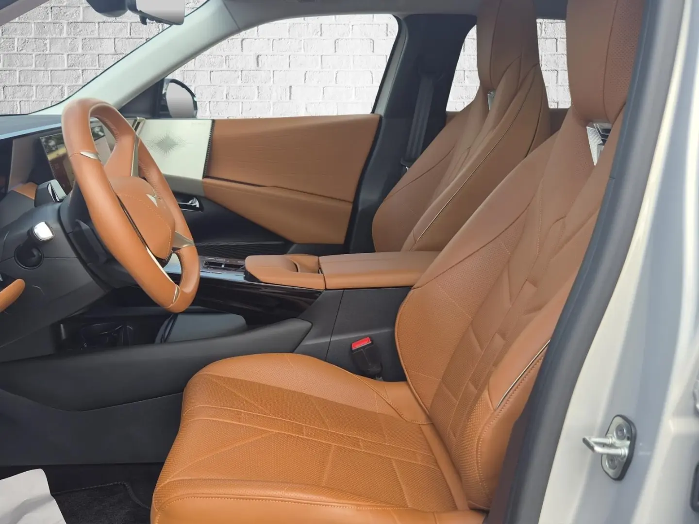 DS Automobiles No8 Etoile FWD 230PS LEDER/ACC/NAVI/Glasdach/LED