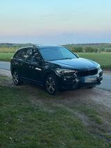 BMW X1 20i (F48) Sport Line - BMW 1er Reihe SUV
