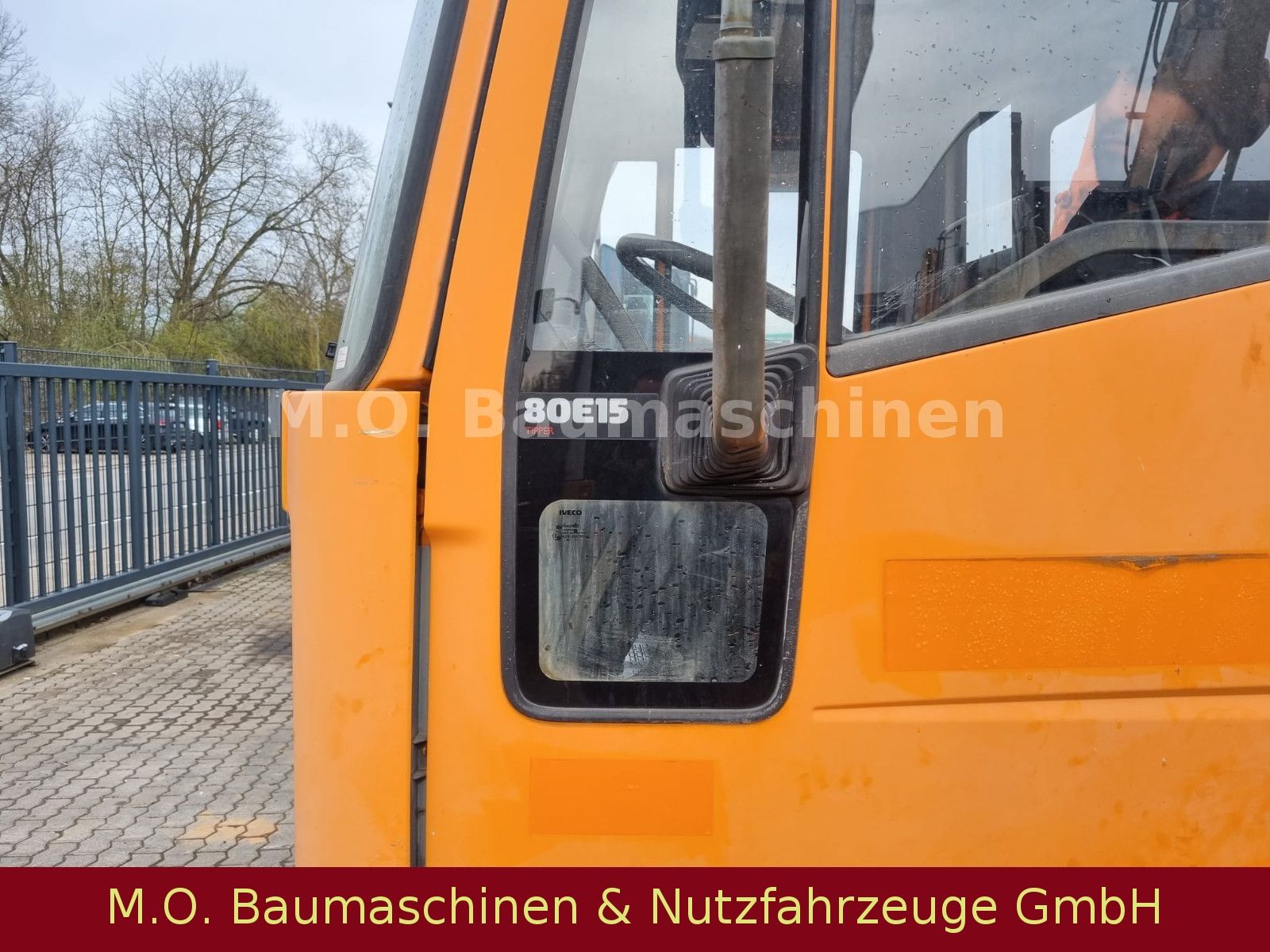 Fahrzeugabbildung Iveco 80T15 / 3 Seitenkipper
