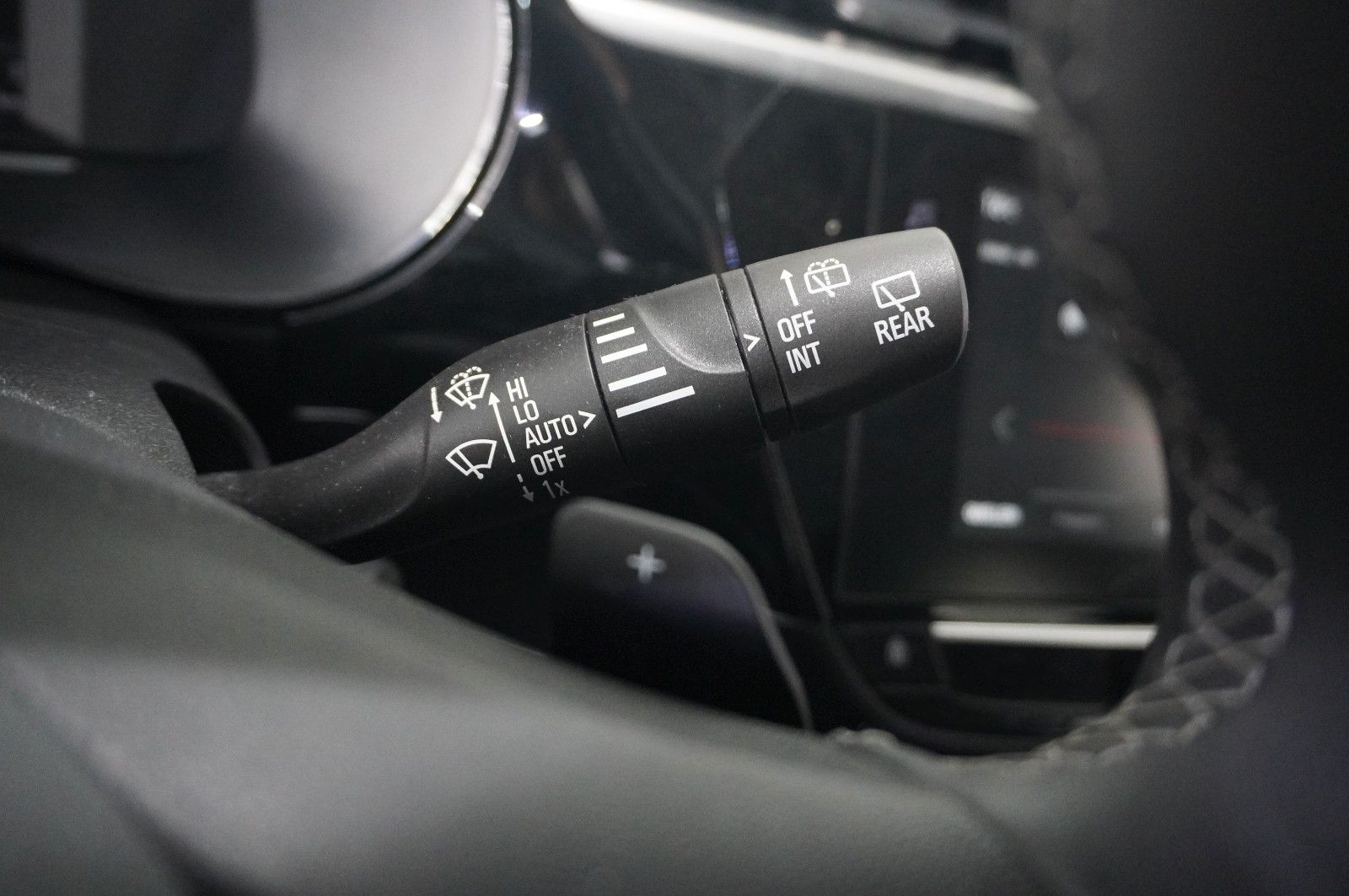 Fahrzeugabbildung Opel Corsa F 1.2T ELEGANCE NAVI/LED/VIRT/KAMERA/SPORT