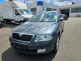 Skoda Octavia Combi Elegance 4X4 - Skoda Octavia aus 2006: Elegance