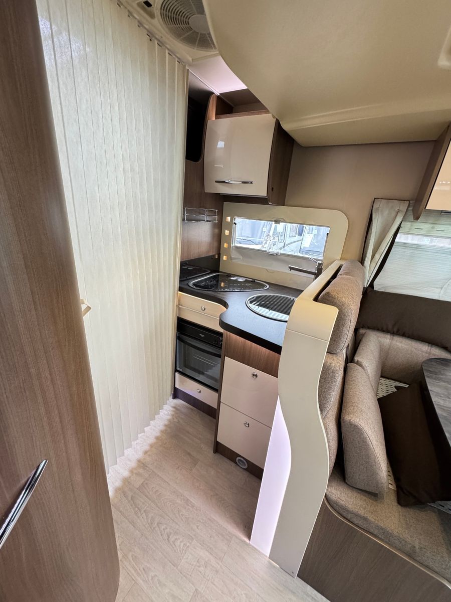 Fahrzeugabbildung Chausson WELCOME 618 FIAT SAT TV HUBBETT BACKOFEN 1.HAND