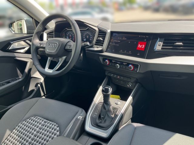 A1 Sportback 30 TFSI ADVANCED LED+KAMERA+VCP+ACC