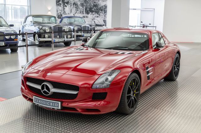 Mercedes-Benz SLS AMG Coupe