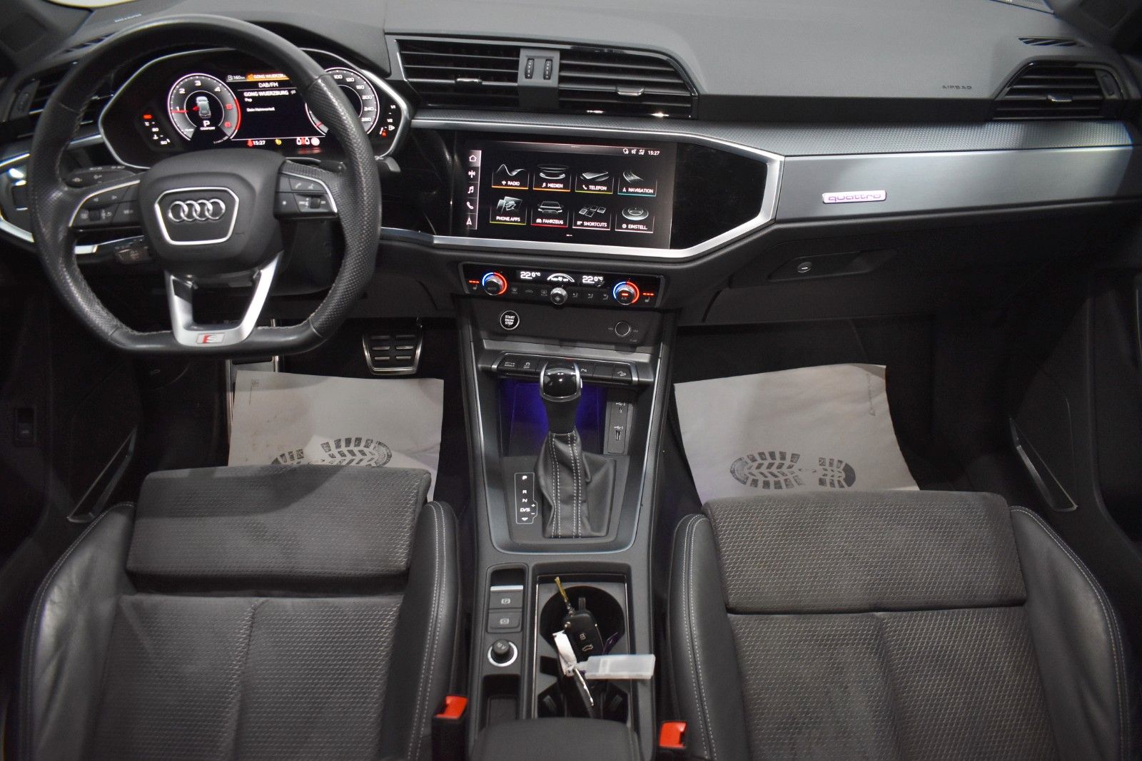 Fahrzeugabbildung Audi Q3 40TDI quattro S line Alcantara,B&O,Kamera,LED