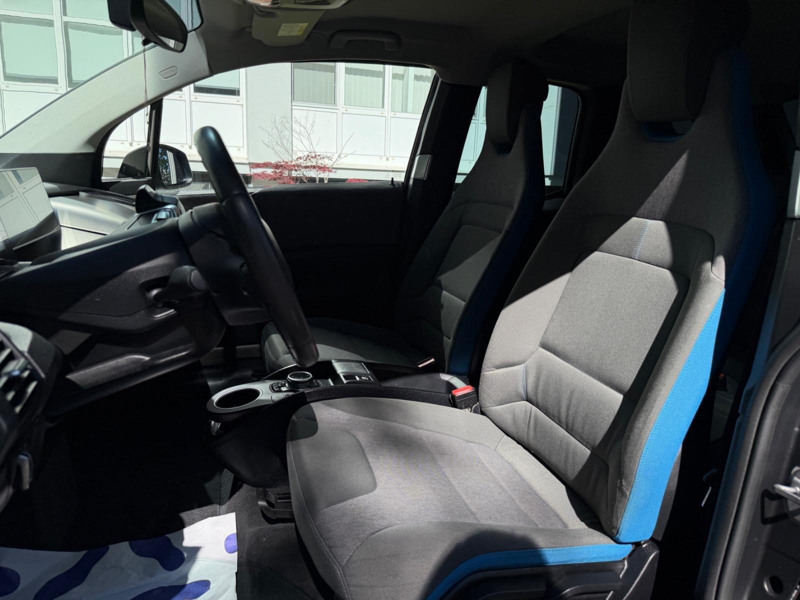 BMW i3 Inkl.Tüv-Neu/Inkl.Lieferung 80Km/Klima/Carbon