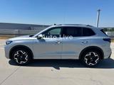 Volkswagen Tiguan 2.0 TD*DSG*R LINE*PAN*NAVI*MATRIX*360*VOL - Volkswagen mit Diesel-Antrieb: Automatik