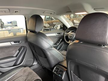 Audi A4 Avant quattro S-LINE*ALCANTARA*NAVI*PDC*MFLK*